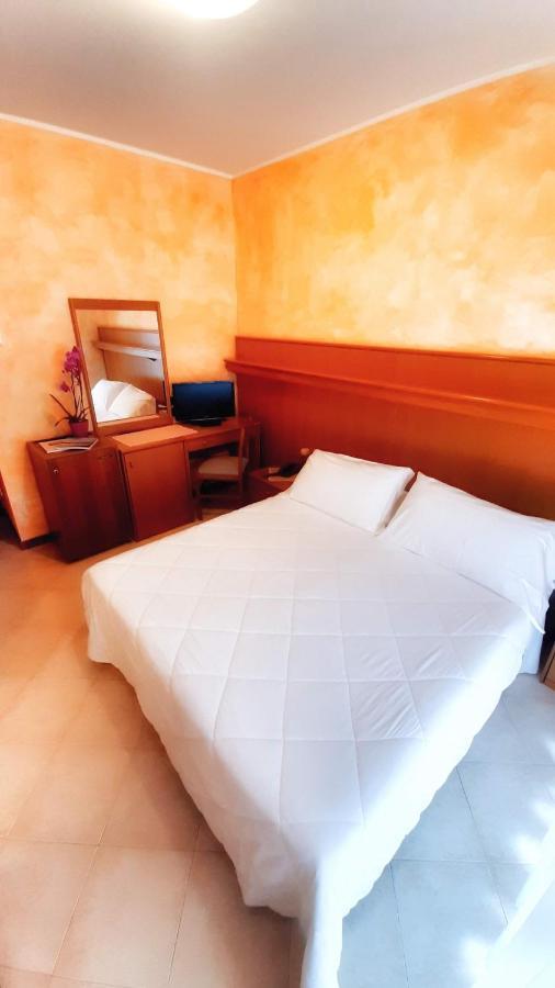 Hotel & Wellness Fra I Pini Lignano Sabbiadoro Eksteriør billede