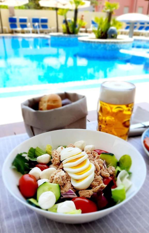 Hotel & Wellness Fra I Pini Lignano Sabbiadoro Eksteriør billede