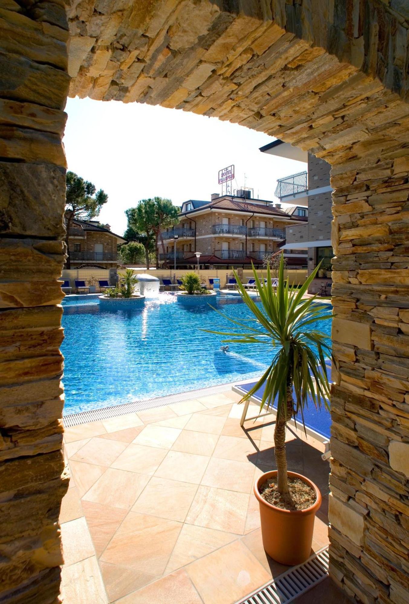 Hotel & Wellness Fra I Pini Lignano Sabbiadoro Eksteriør billede
